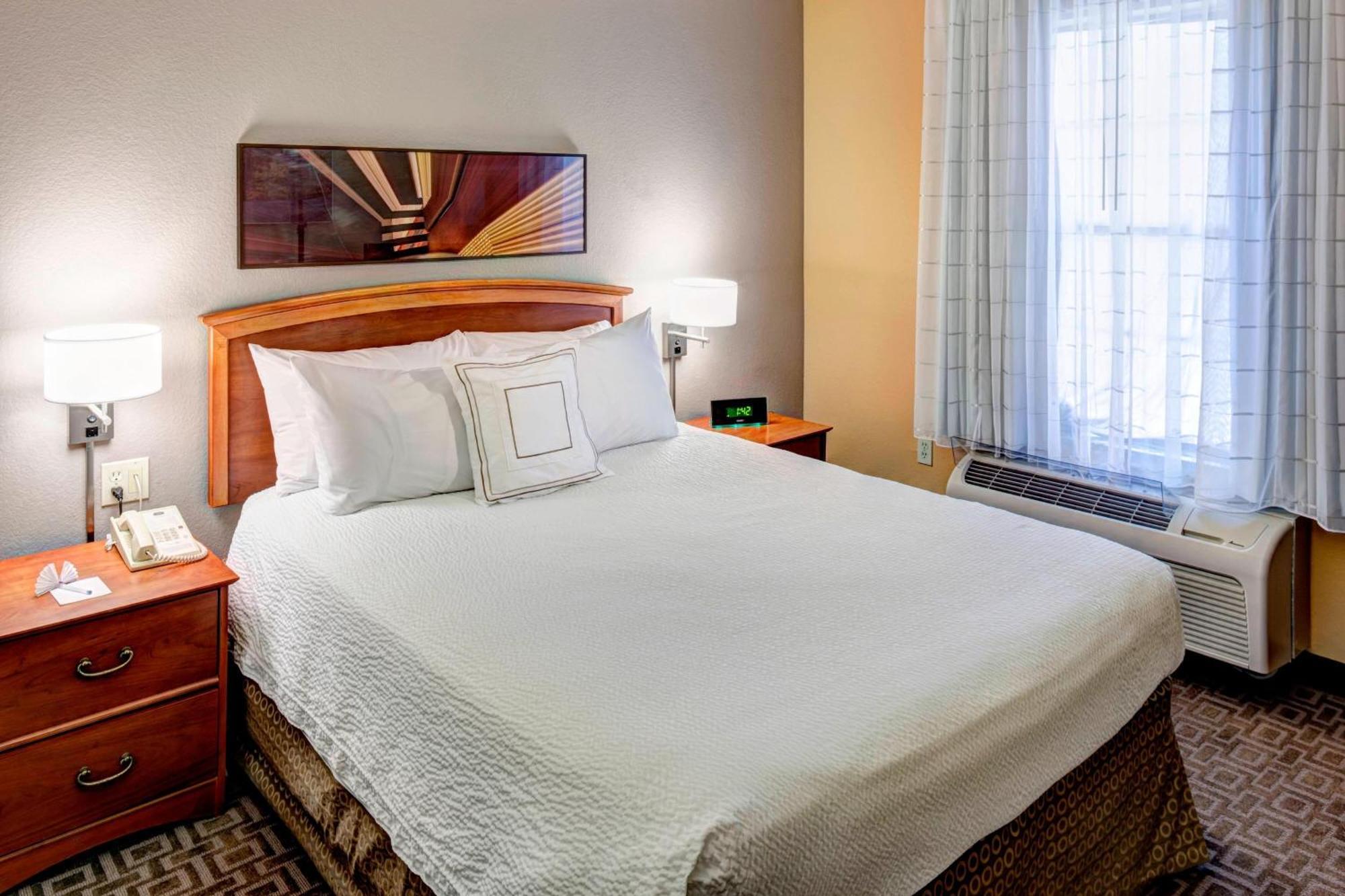 Towneplace Dallas Colinas Hotel