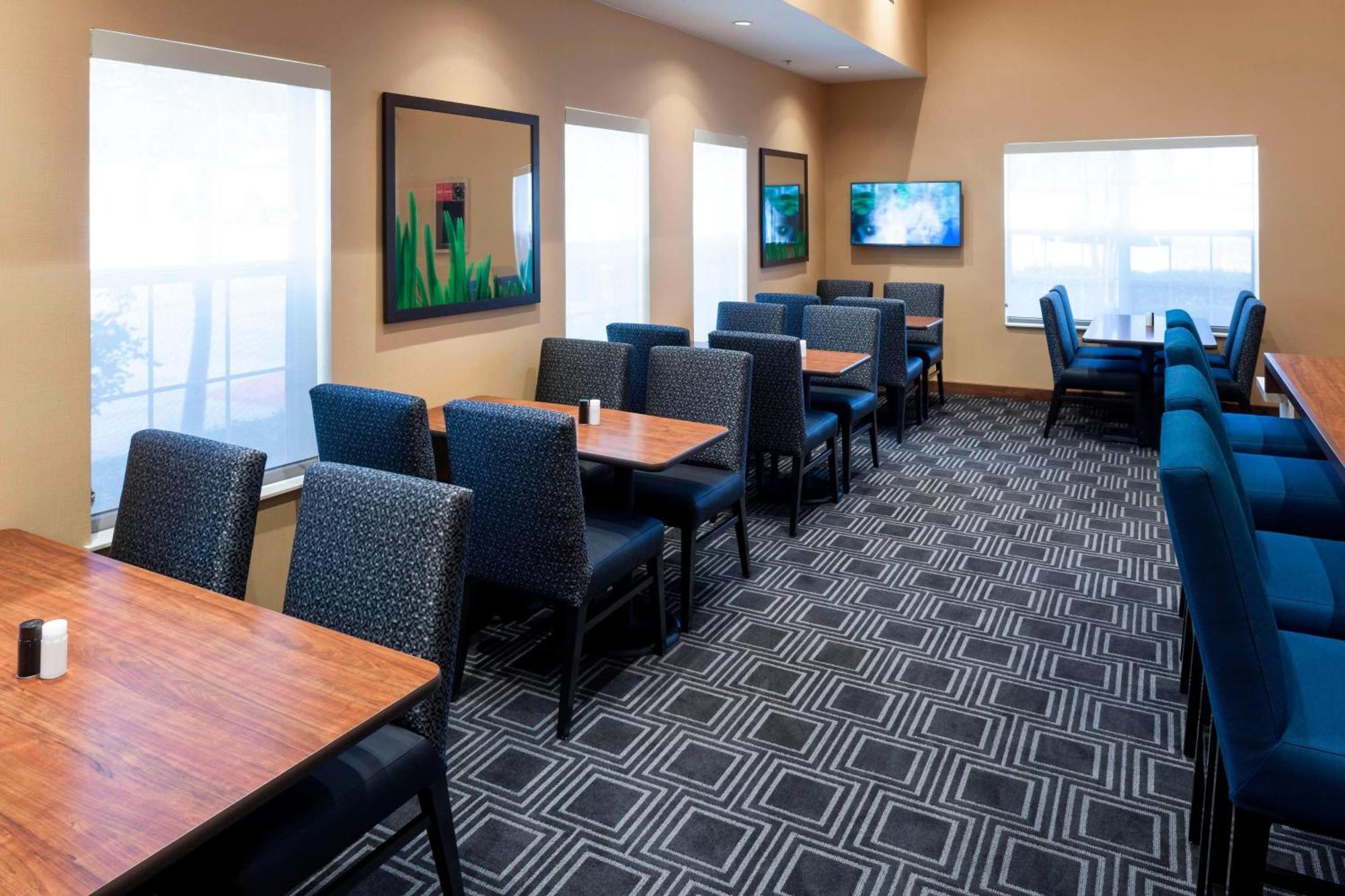 Towneplace Dallas Colinas 3*