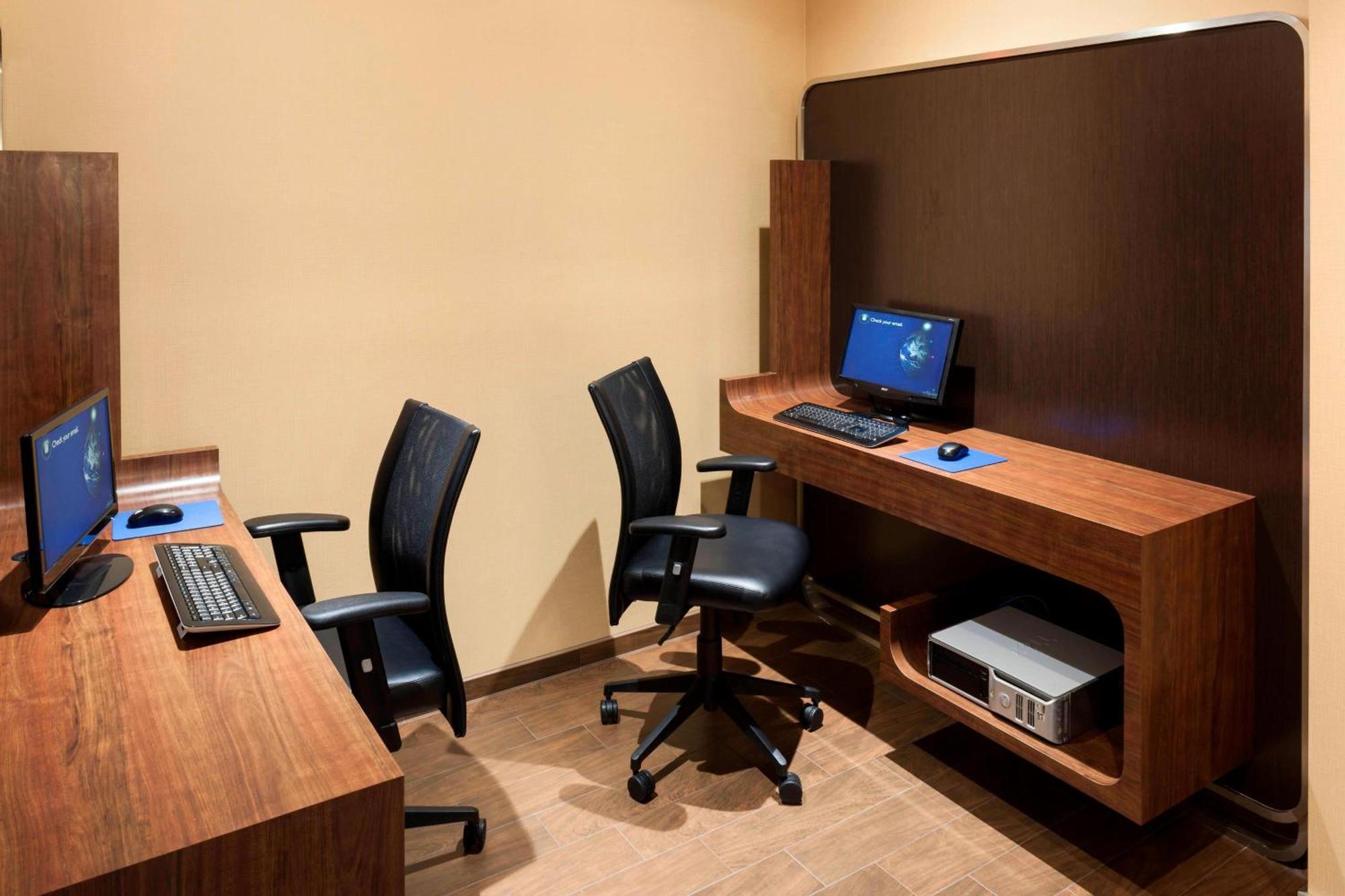 Towneplace Dallas Colinas 3* Irving
